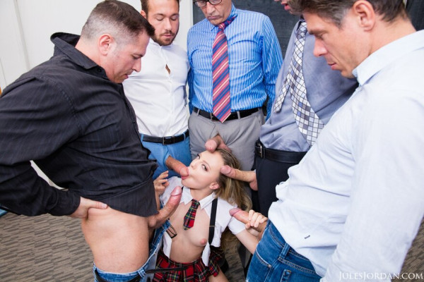 여자는 딱 한명만 필요하다는 갱뱅! 2 번째 이미지