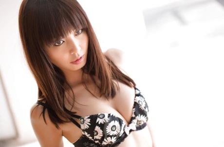 (성인야사) 헐리웃에서 더 유명한 일본출신 성인배우 메인 이미지